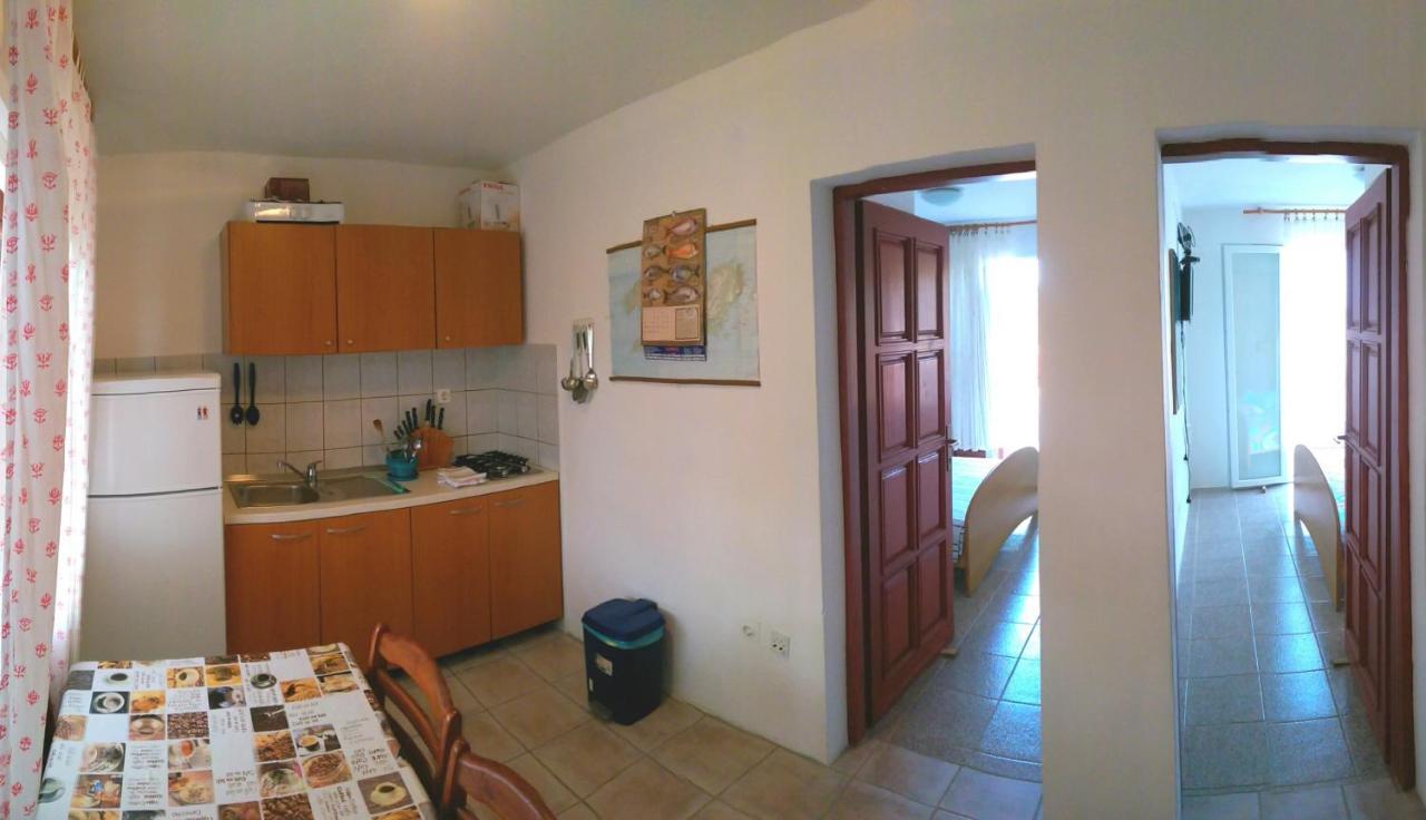 Apartman Knezevic Rukavac (Vis) Exterior foto