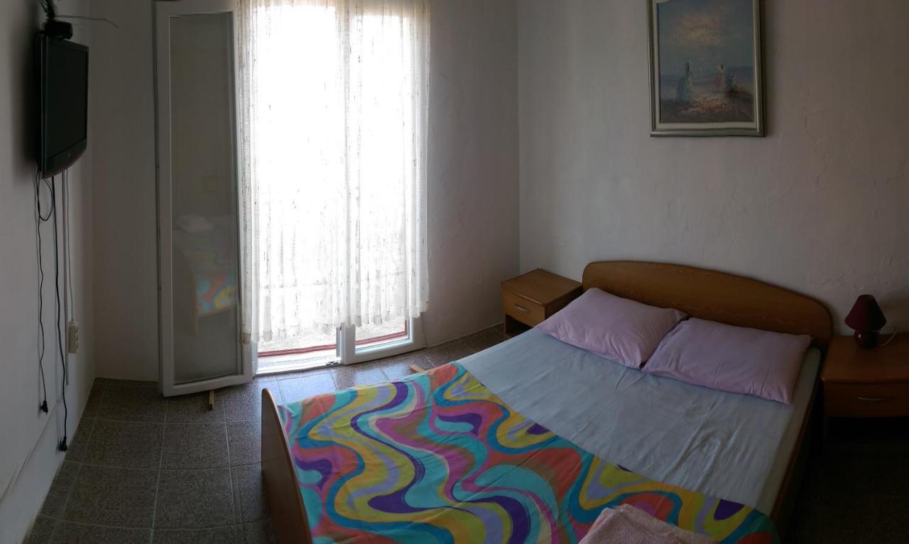 Apartman Knezevic Rukavac (Vis) Exterior foto