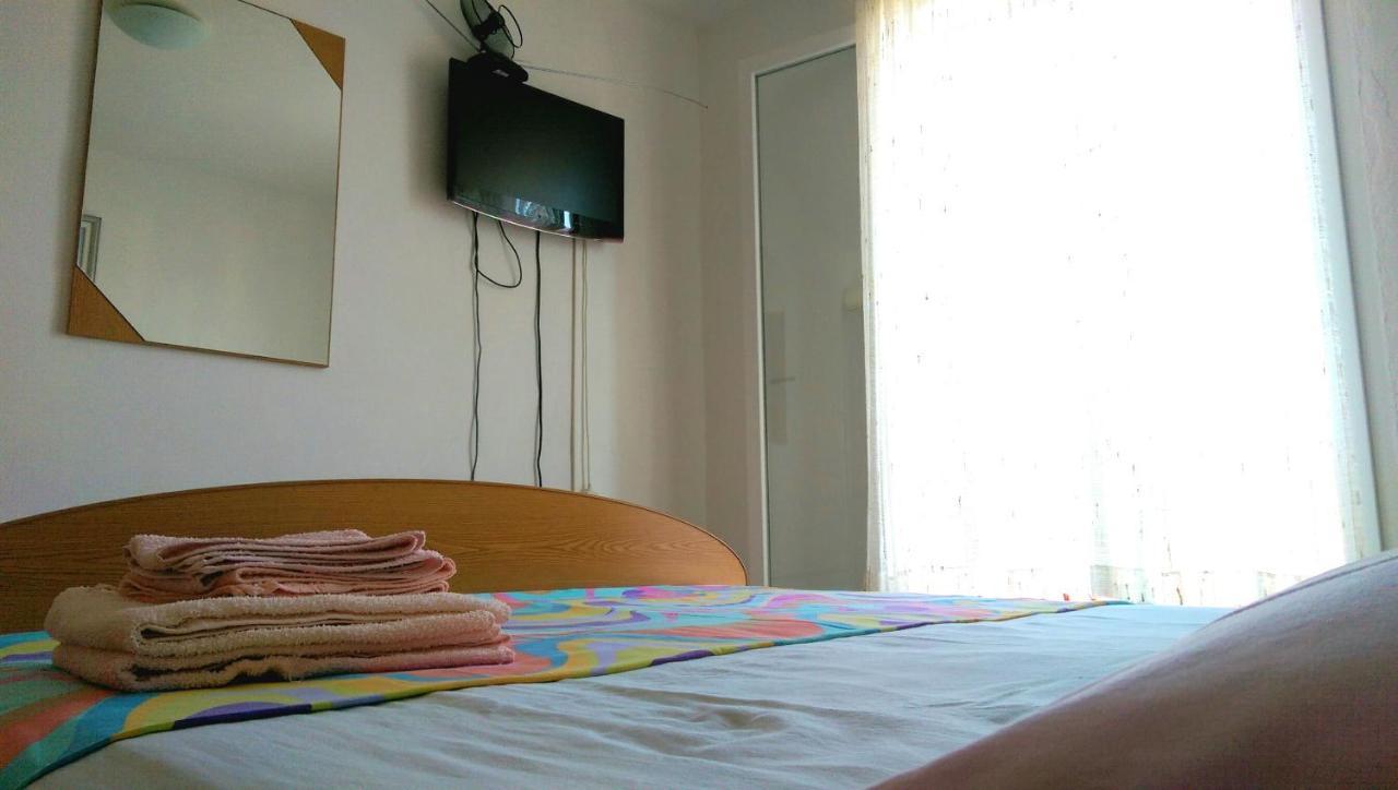 Apartman Knezevic Rukavac (Vis) Exterior foto
