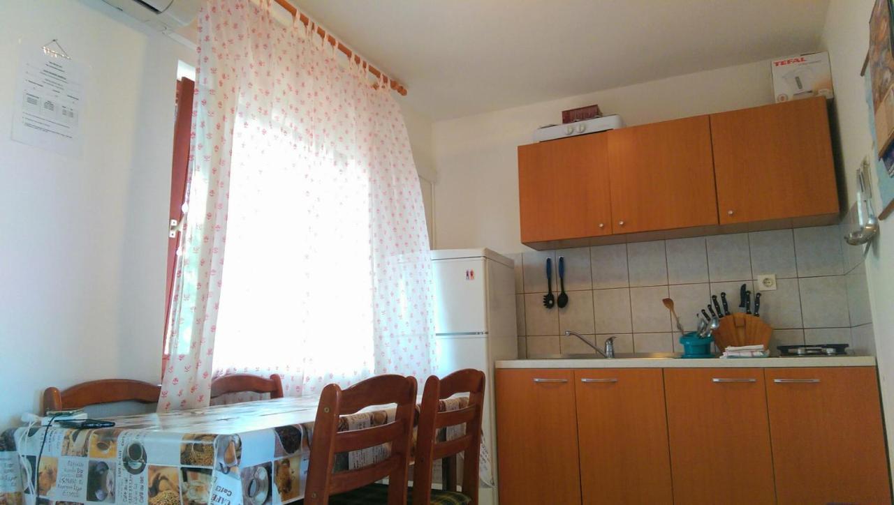 Apartman Knezevic Rukavac (Vis) Exterior foto