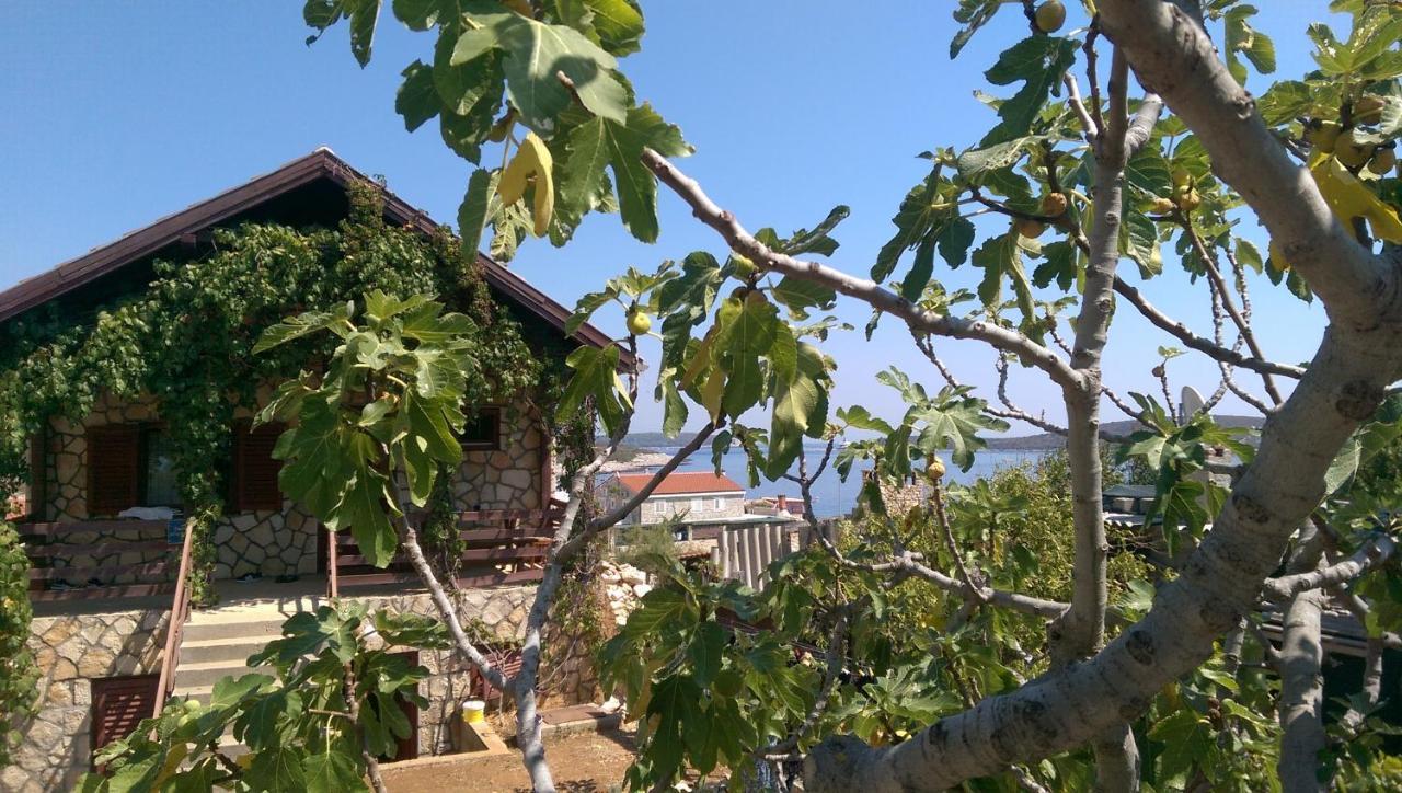 Apartman Knezevic Rukavac (Vis) Exterior foto