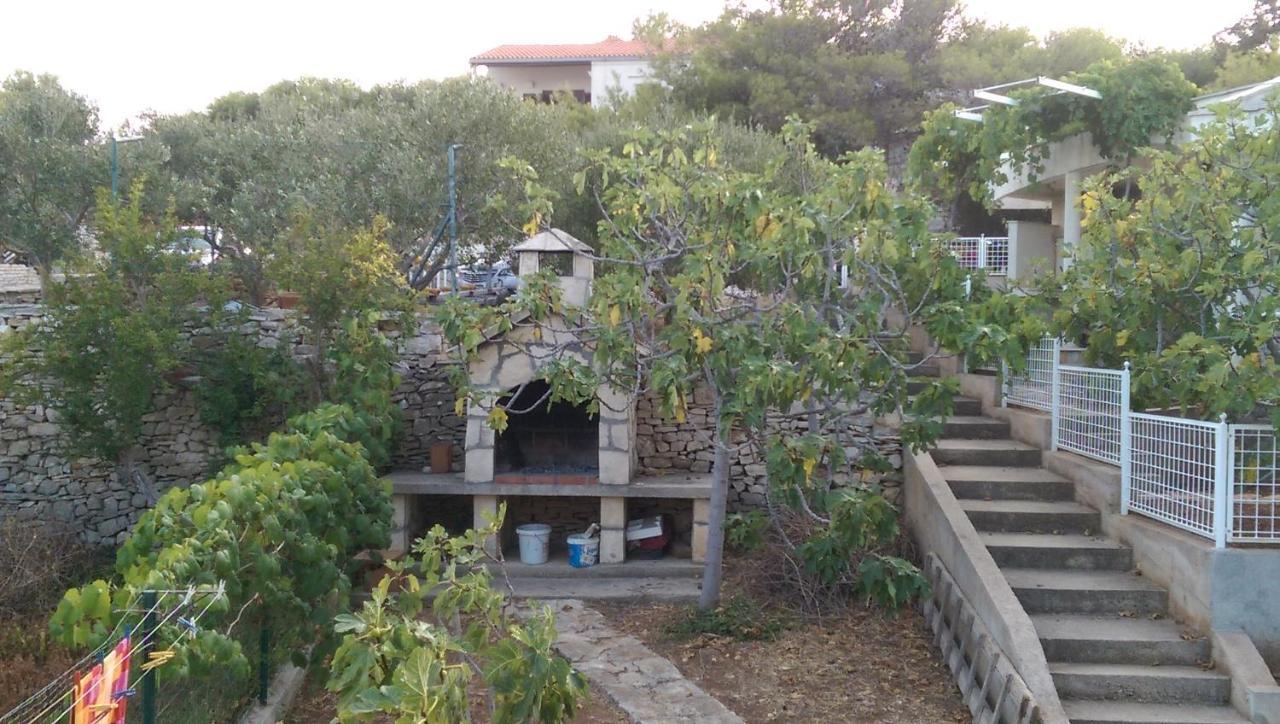 Apartman Knezevic Rukavac (Vis) Exterior foto
